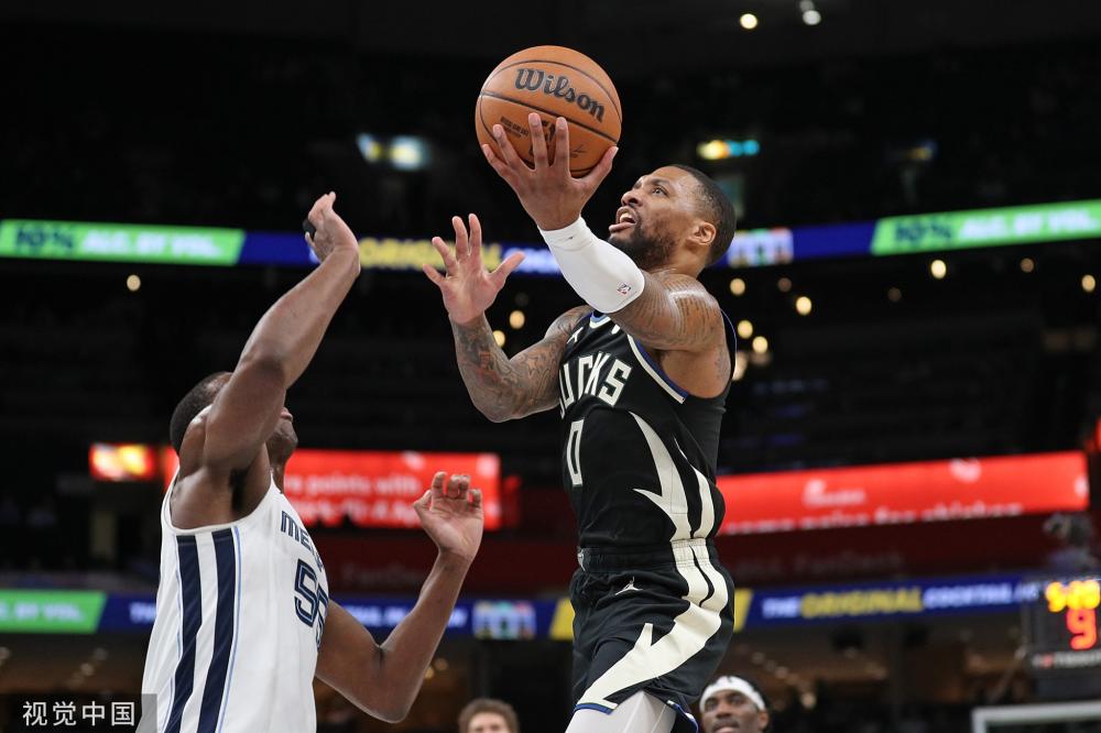 巴萨目瞪口 巴萨目瞪口