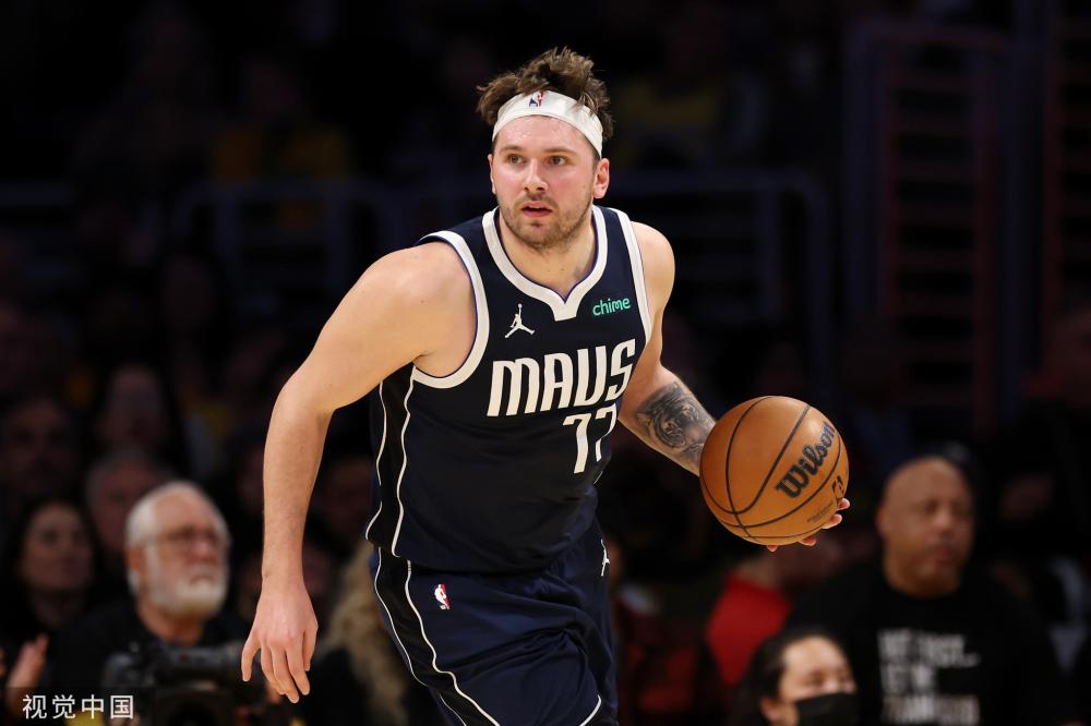 国足后防的 国足后防的